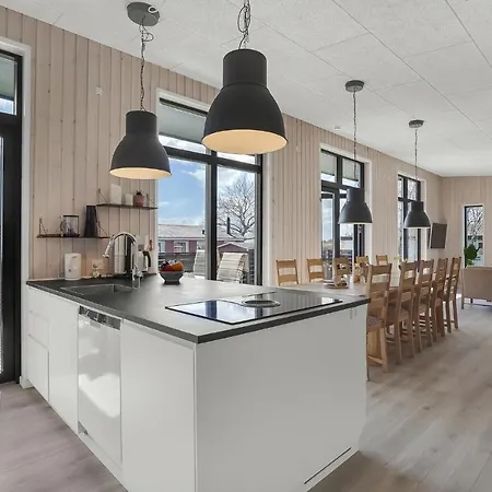 5 Bedroom Amazing In 別荘 ハザスレウ