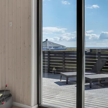 5 Bedroom Amazing In Casa vacanze *