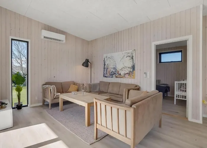 5 Bedroom Amazing Home In Haderslev