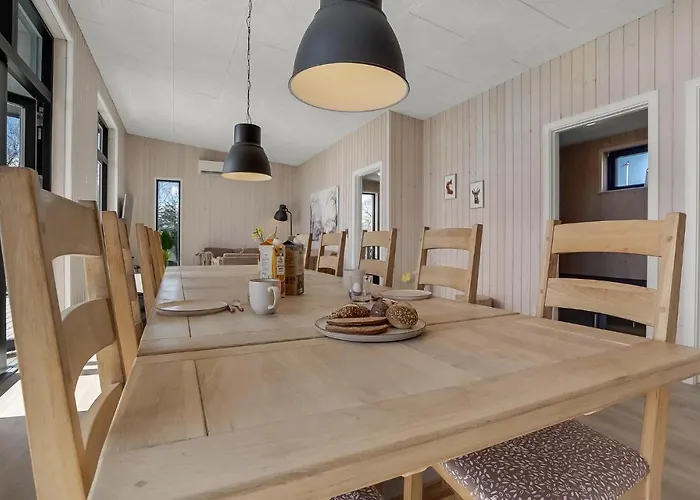 5 Bedroom Amazing Home In Haderslev * هادرسليف